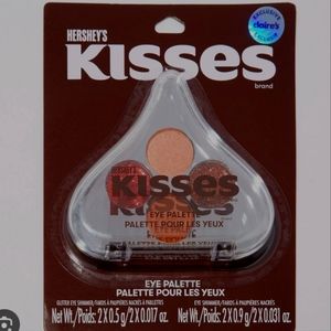 NWT Hershey Kisses Eyeshadow Pallet